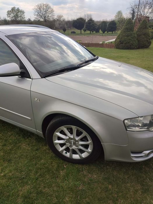 SprzedamAudi a4b7