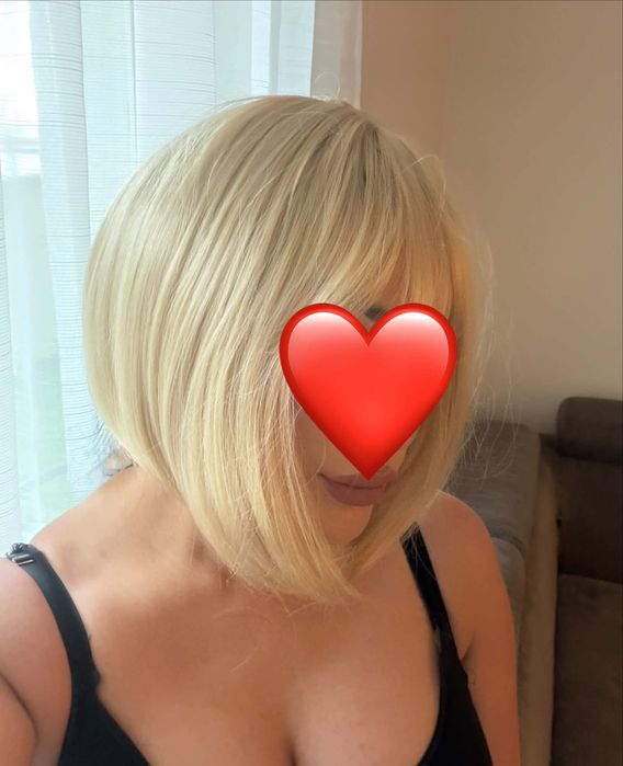 Peruka bob blond włosy do ramion
