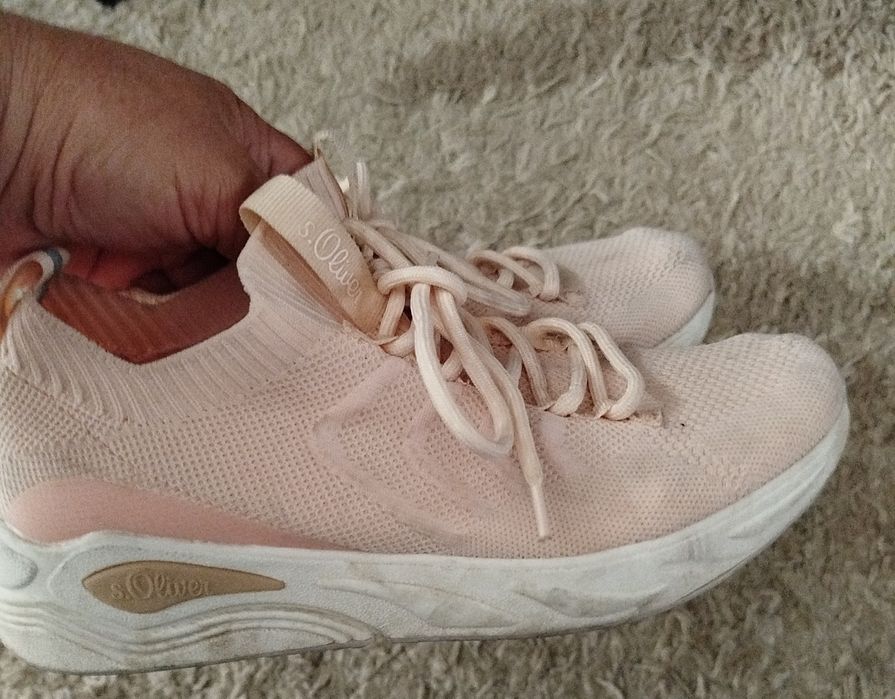 Buty sportowe damskie Oliver rozmiar 39 stan bardzo dobry