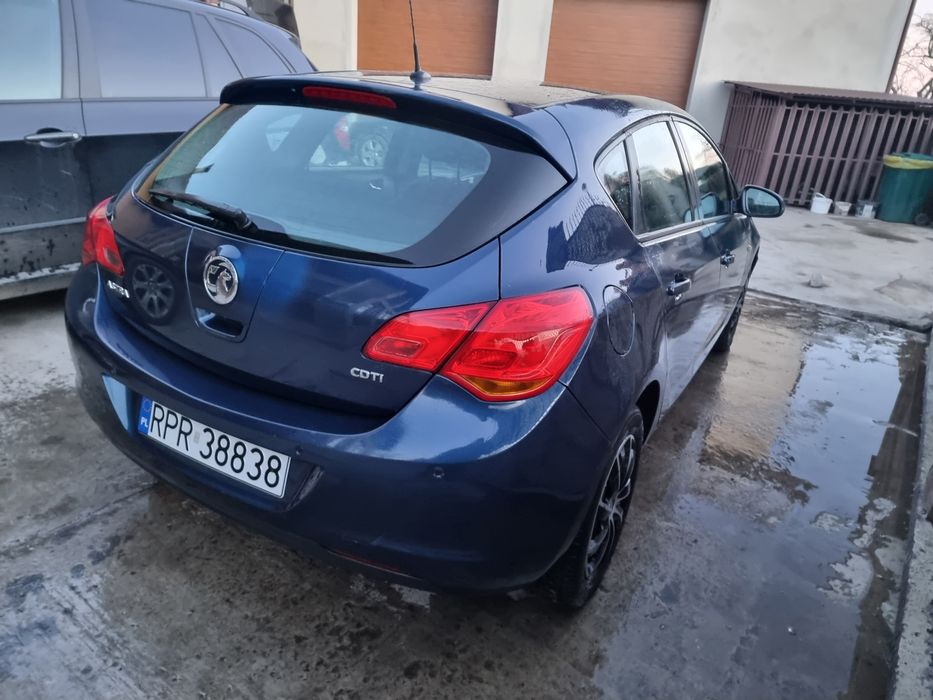 Opel Astra J Телевізор Капот Крило Фари Дзеркало Опель Астра Джей Скло