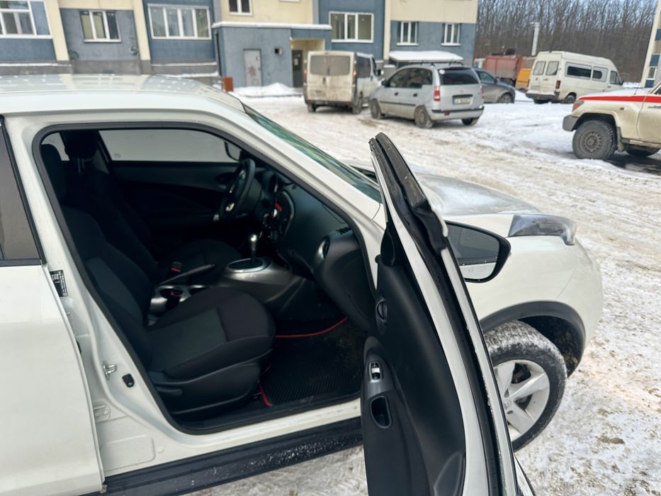 Продам Nissan Juke 2019 г.в.Вариатор.Официальная.