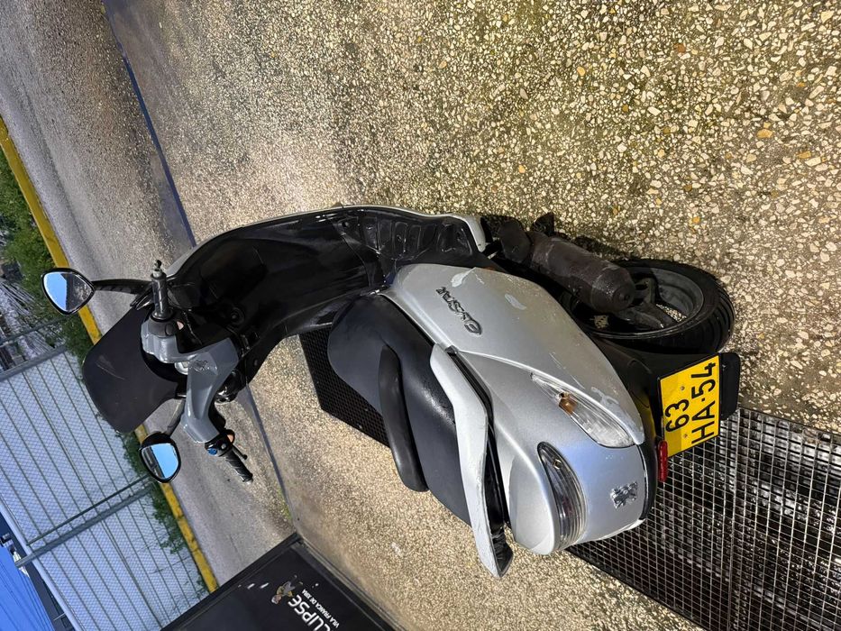 Scooter Peugeot Elystar 50