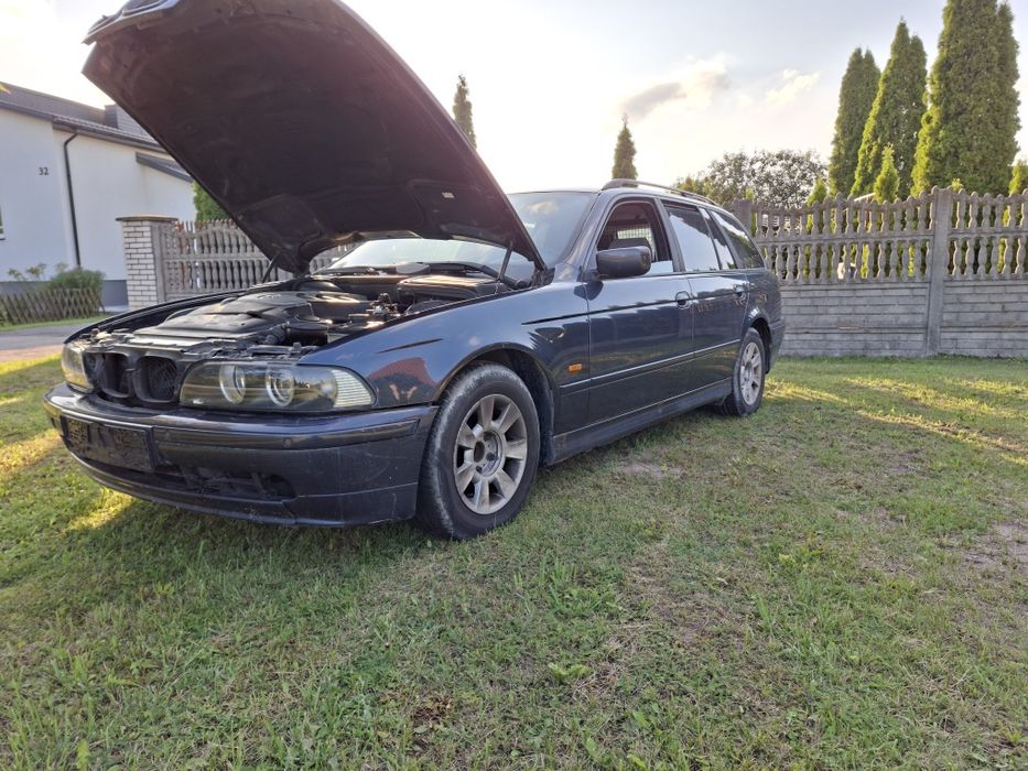Bmw e39 cala na czesci 2.5d m57