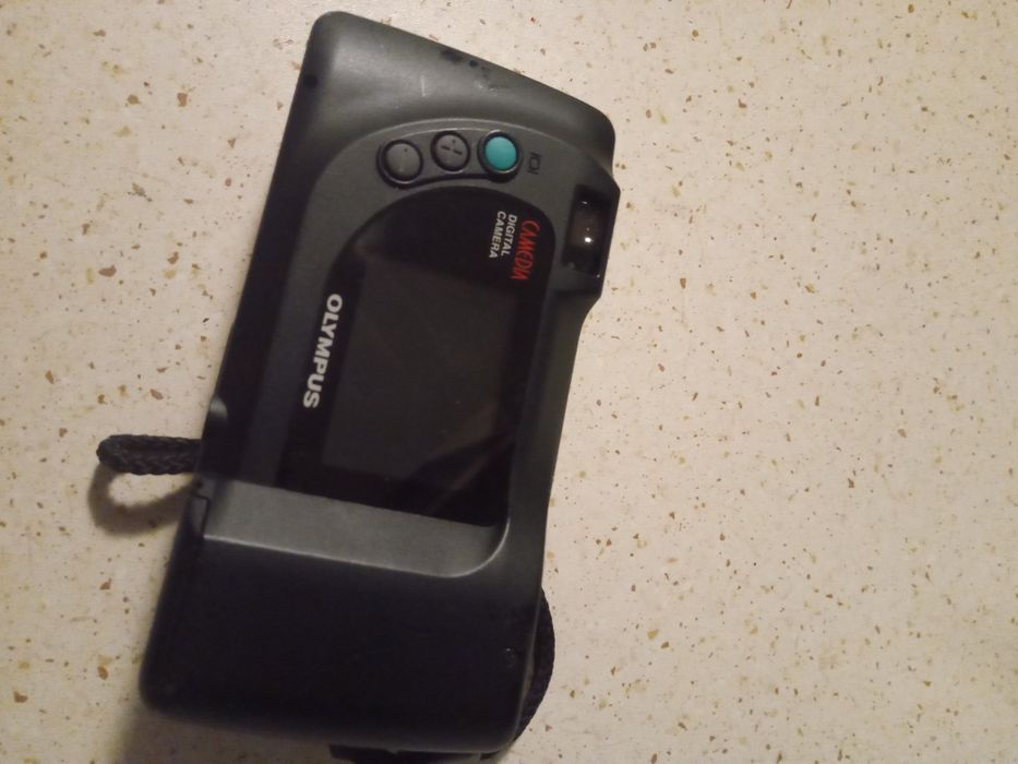 Aparat fotograficzny olimpus c 860l