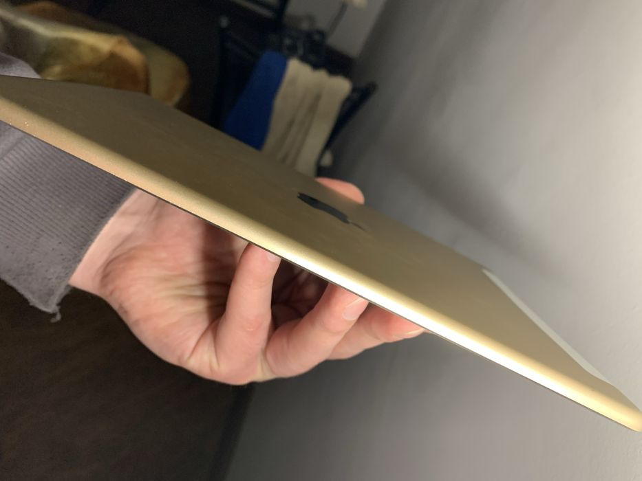 ipad air 2 9.7 95% gold wifi