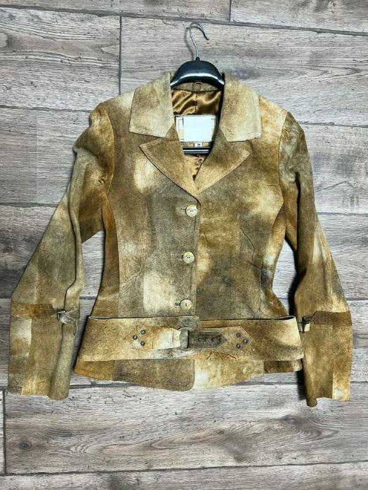 Кожаный пиджак размер S