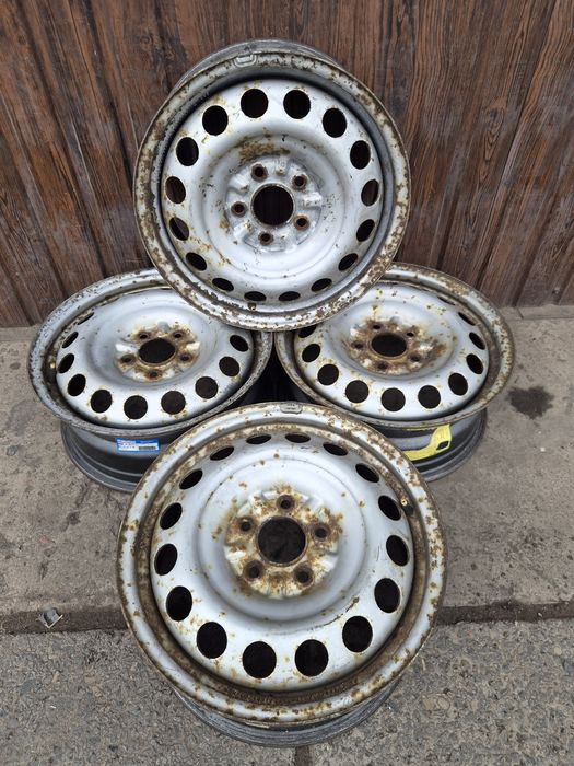 Оригінальні стальні диски r16, 5×114,3  Mazda.