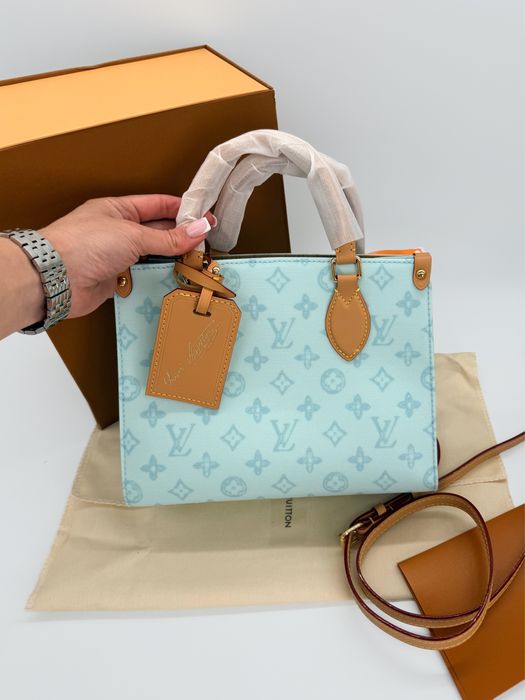 Сумка Louis Vuitton Onthego PM Monogram Mint Monogram Textile