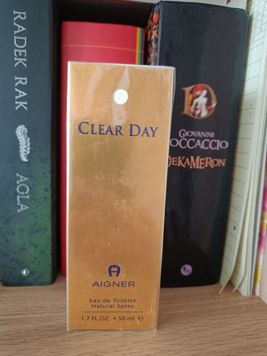 Claire Day Aigner unikat