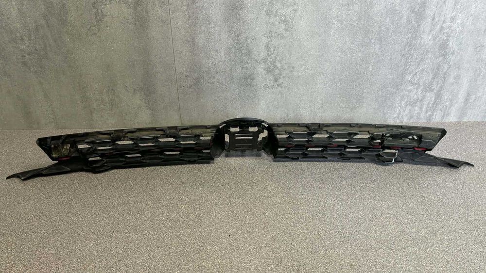 Grill atrapa chłodnicy Volkswagen polo 2g0