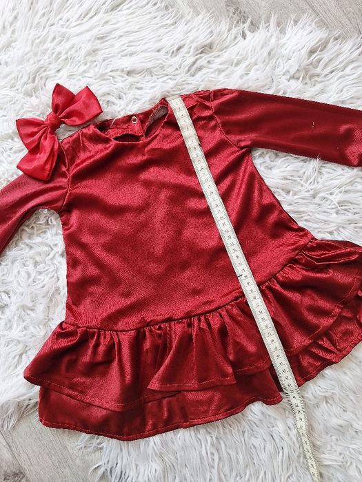 Satynowa sukienka 98