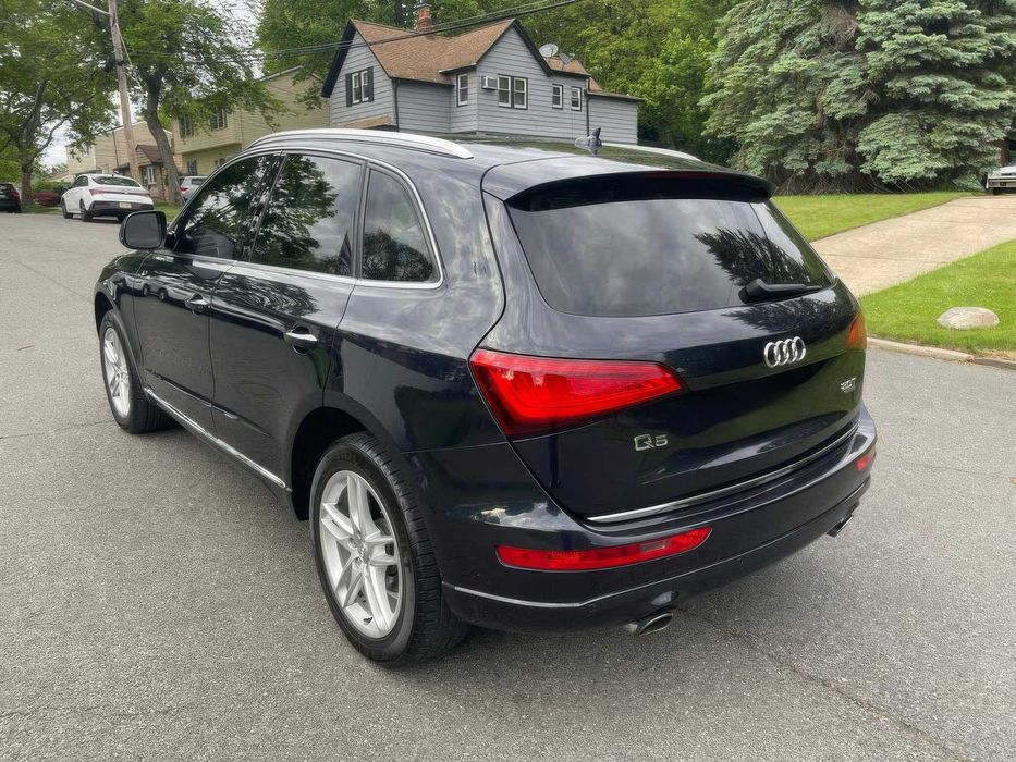 AUDI Q5      2016