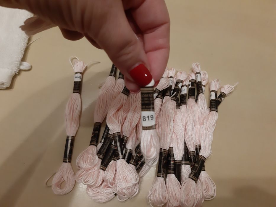 Нитки вишивальні Бестекс # 819