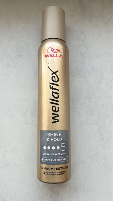 Піна для волосся wellaflex