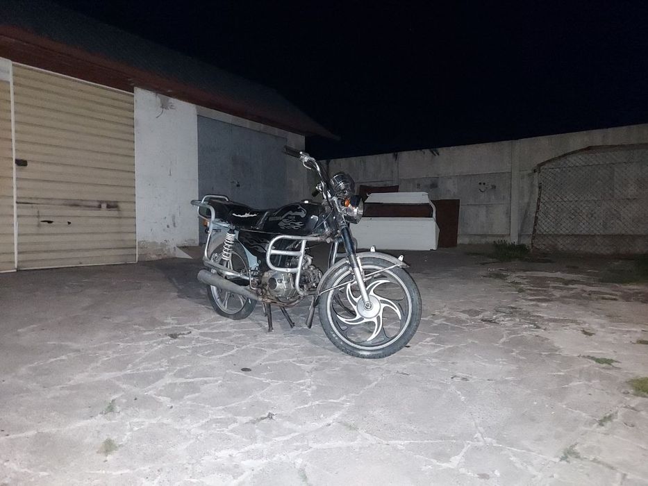 Альфа мустанг 72см³
