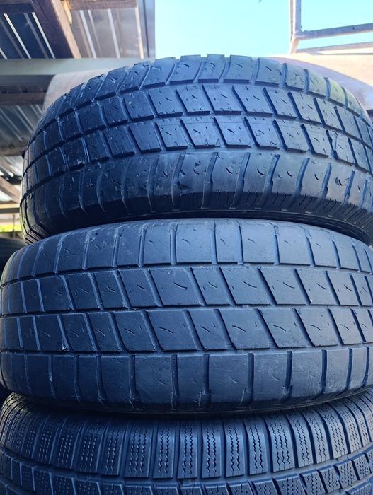 215/65/16c good year  пара