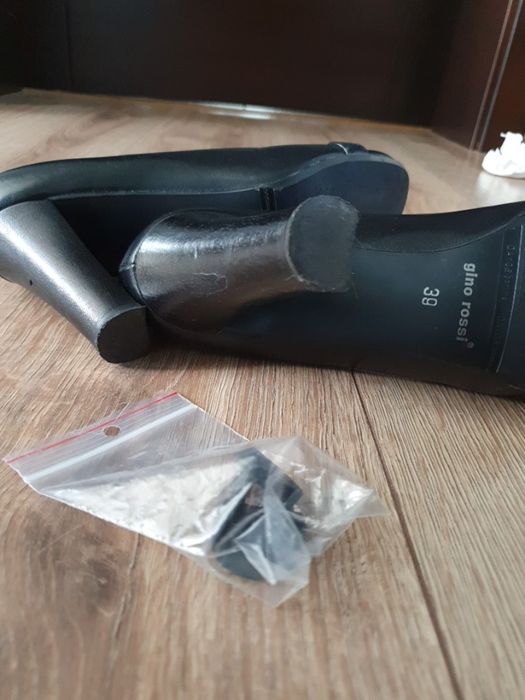 Жіночі туфлі 39 розмір