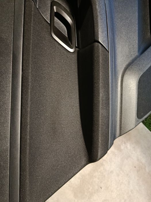 Дверні карти skoda fabia універсал