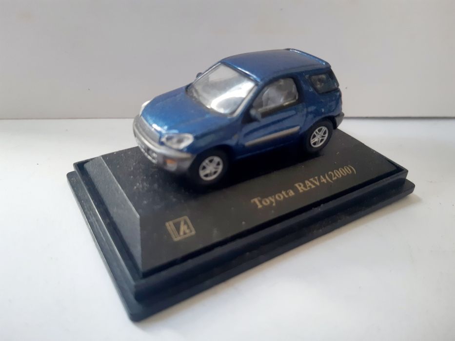 Miniaturas auto 1/72