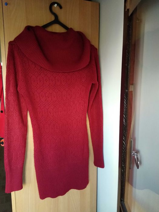 Vestido justo de lã
Tamanho S/M
