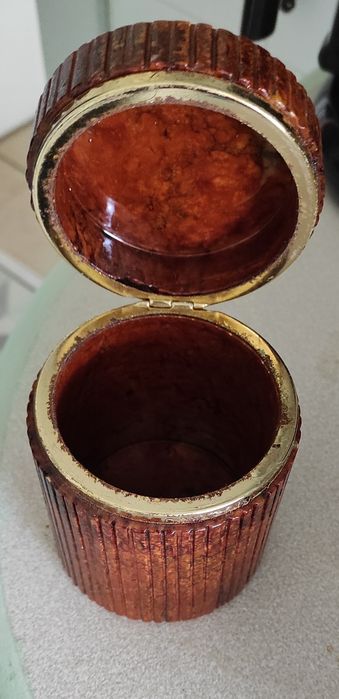 Cigarreira em pedra trabalhada