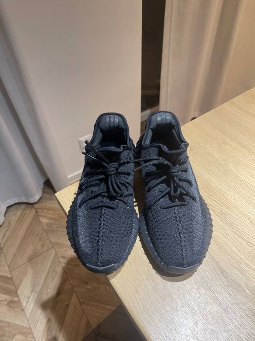 adidas yeezy boost 350 v2 onyx 42 white black zebra carbon beluga 500