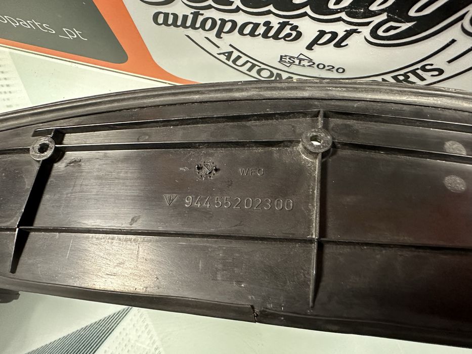 Moldura do quadrante Porsche 944