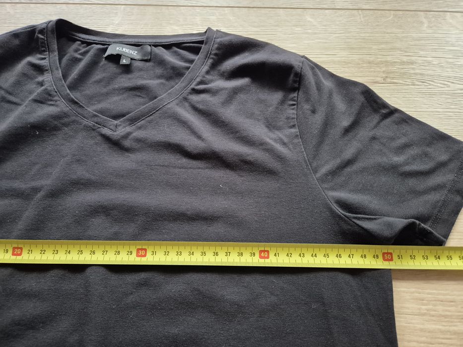 Męski t-shirt KUBENZ roz L czarny Elestyczna Klasyk BDB stan