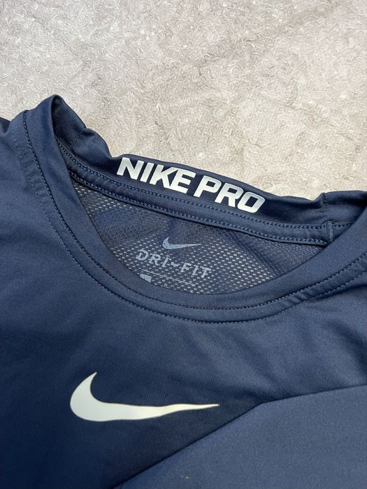 Футболка nike pro combat