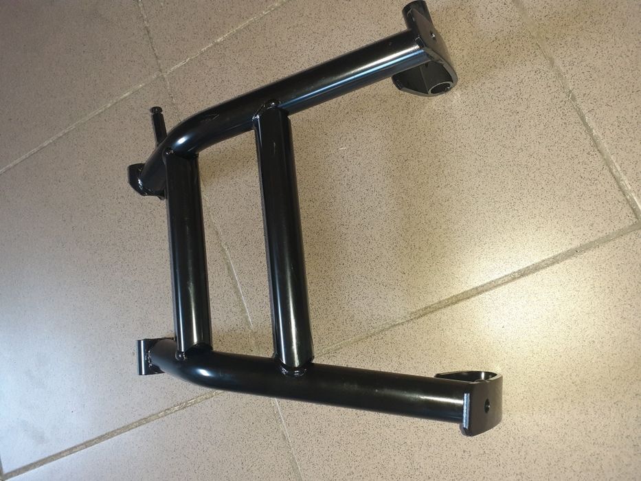 Fabrycznie nowa podstawa centralna stopka główna rama mz 250