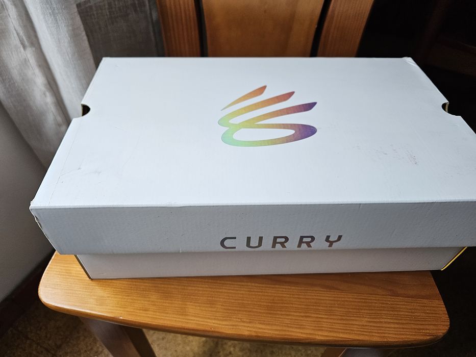 Under Armour Curry 8