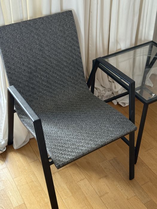 Conjunto 2 Cadeiras + Mesa Vidro – Moderno