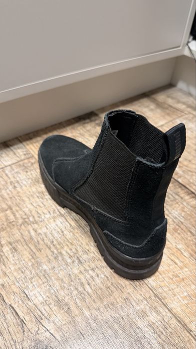 Жіночі челсі від Puma