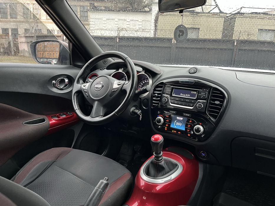 Nissan Juke 1.6 2014 рік
