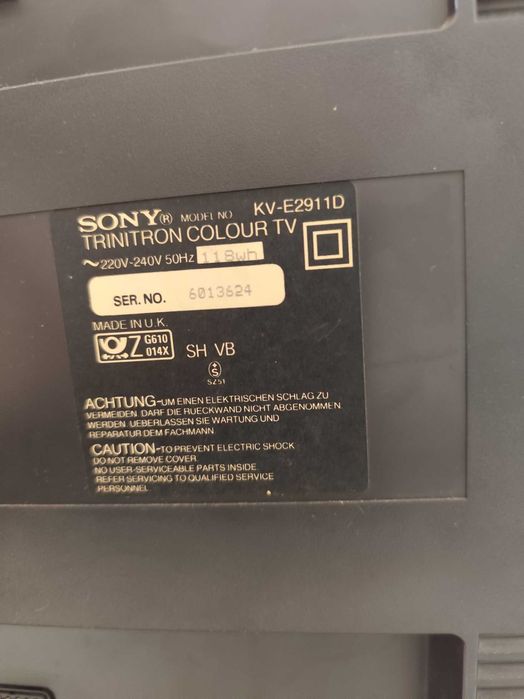 TV Sony Black Trinitron