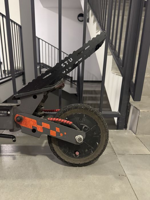 Kukirin g2 електро самокат