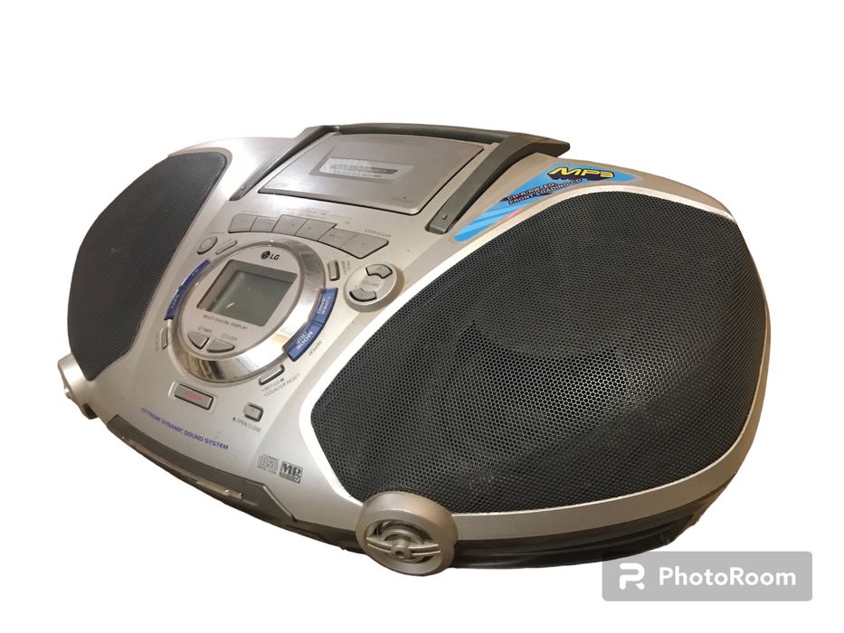 Магнитола LG model LPC-LM735X: 700 грн. - Магнитолы Сарата на Olx