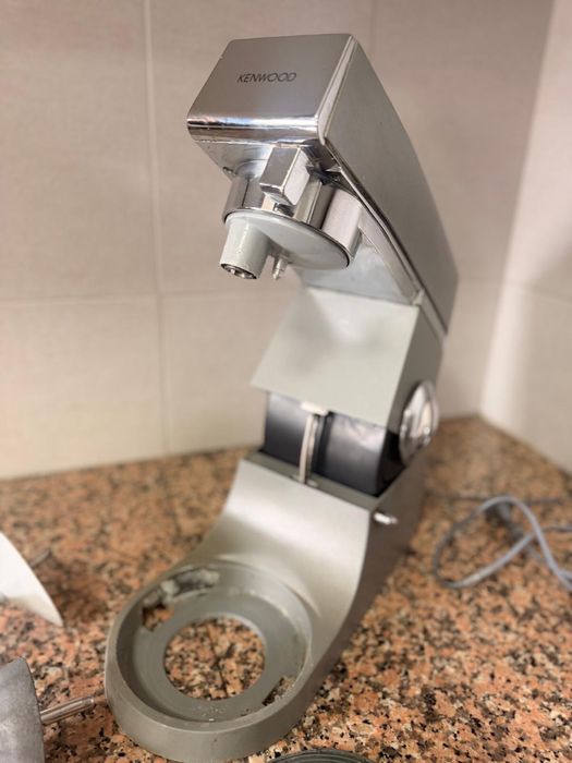 Batedeira/ misturador KENWOOD c/ oferta liquidificador