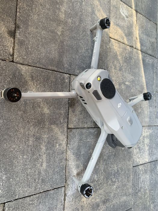 Dji Matrice 4е квадрокоптер