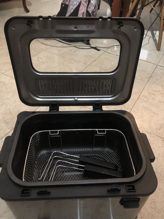 Vendo Fritadeira Óleo Pouco uso