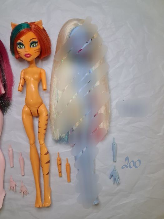 Запчастини ляльки тіла акси Монстер хай г1, г3 Monster high