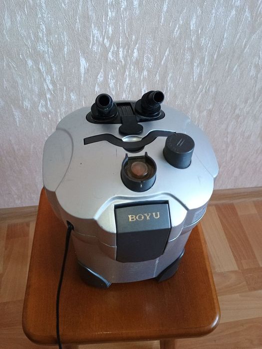 Продам акваріум на  80л