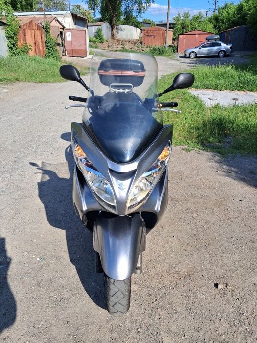 Максі-скутер Suzuki Skywave 250 2008