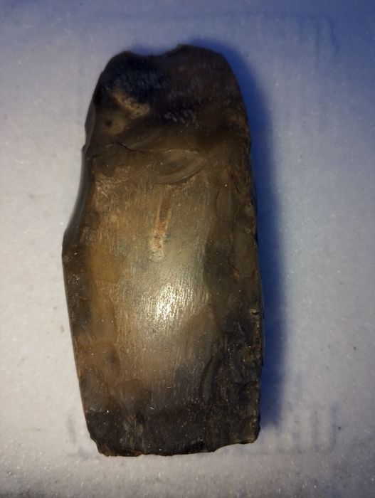 Камінь кресало,топірець