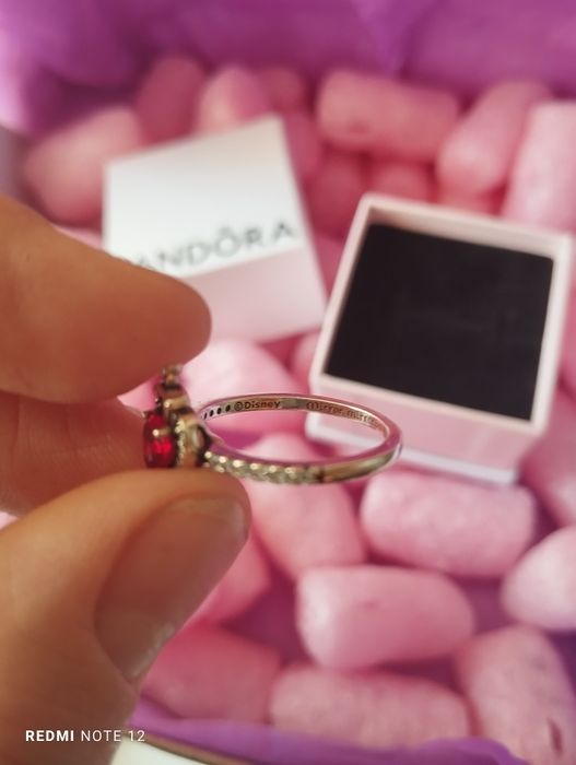 Pierścionek zaręczynowy serce srebrny pandora srebro 925 z kamien