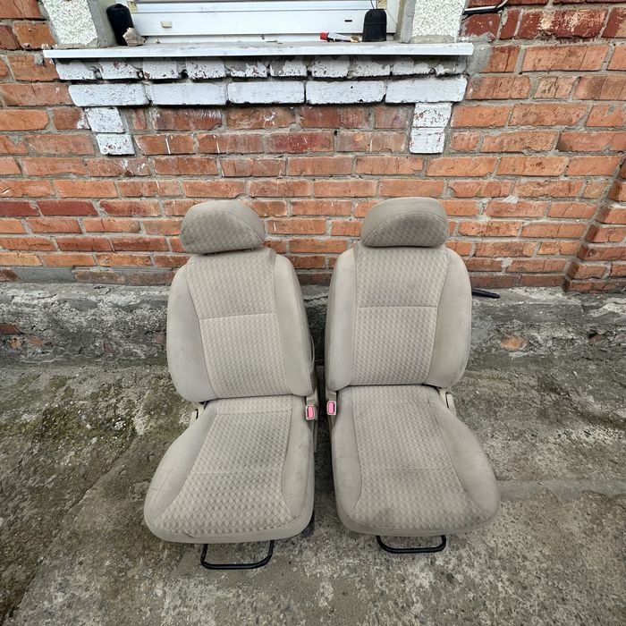 Продам сидение с Авео т-250