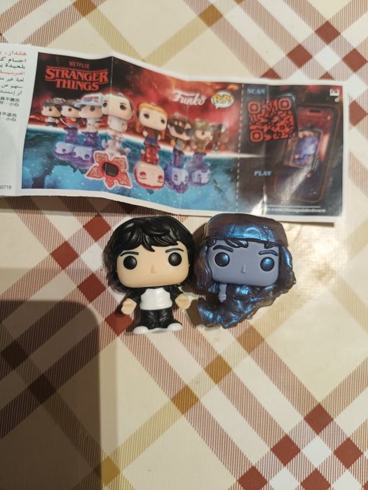 Kinder joy Stranger Things