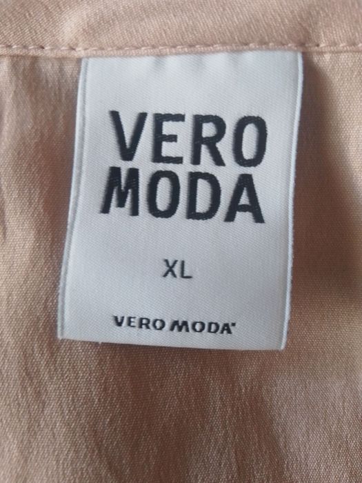 Bluzeczka Vero Moda