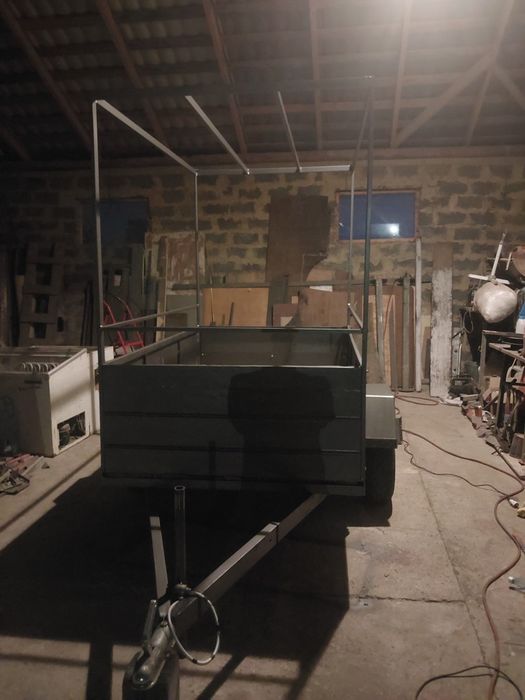 Прицеп для автомобіля 2×1.3