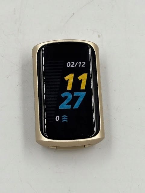 smartband fitbit charge 5 beżowy bluetooth nfc pulsometr 1.04 "